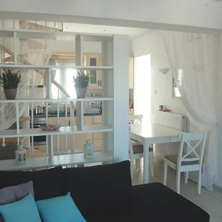 Sea Paradise - Seaside & Private Jacuzzi Apartment *