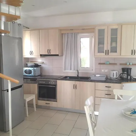 Apartment Sea Paradise - Seaside & Private Jacuzzi Ia