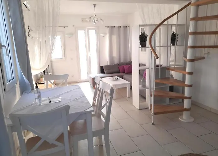 شقة Sea Paradise - Seaside & Private Jacuzzi