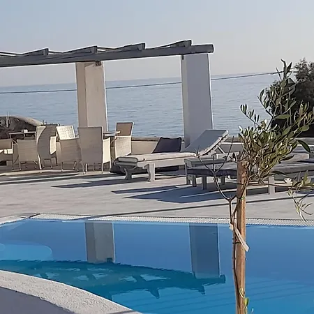 Sea Paradise - Seaside & Private Jacuzzi 度假居